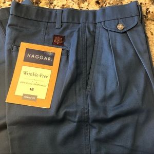 Men’s Haggar pleated pants